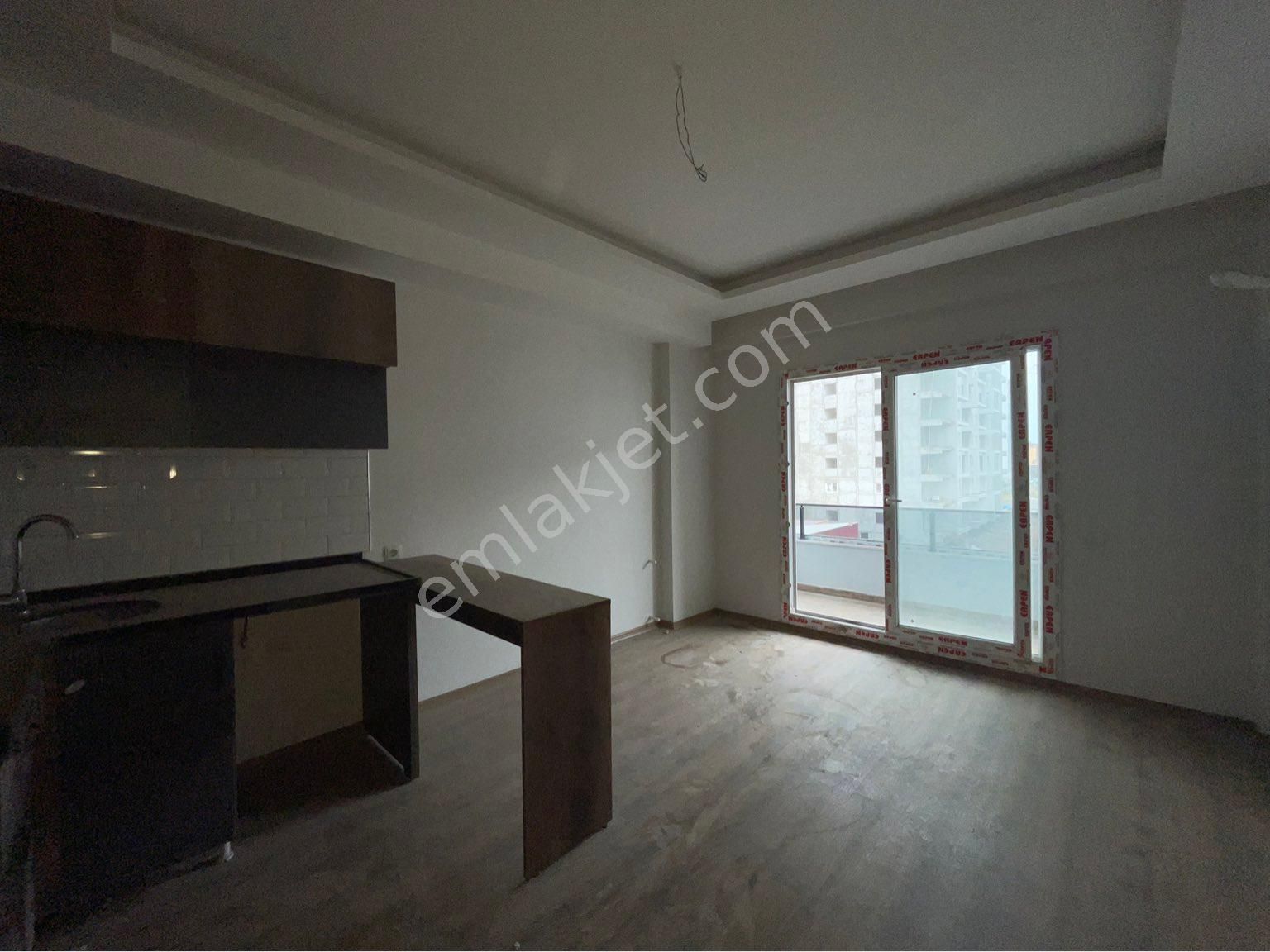 Erdemli Tömük Satılık Daire CENTER ÇOK UYGUN FIRSAT DAİRE 1+1