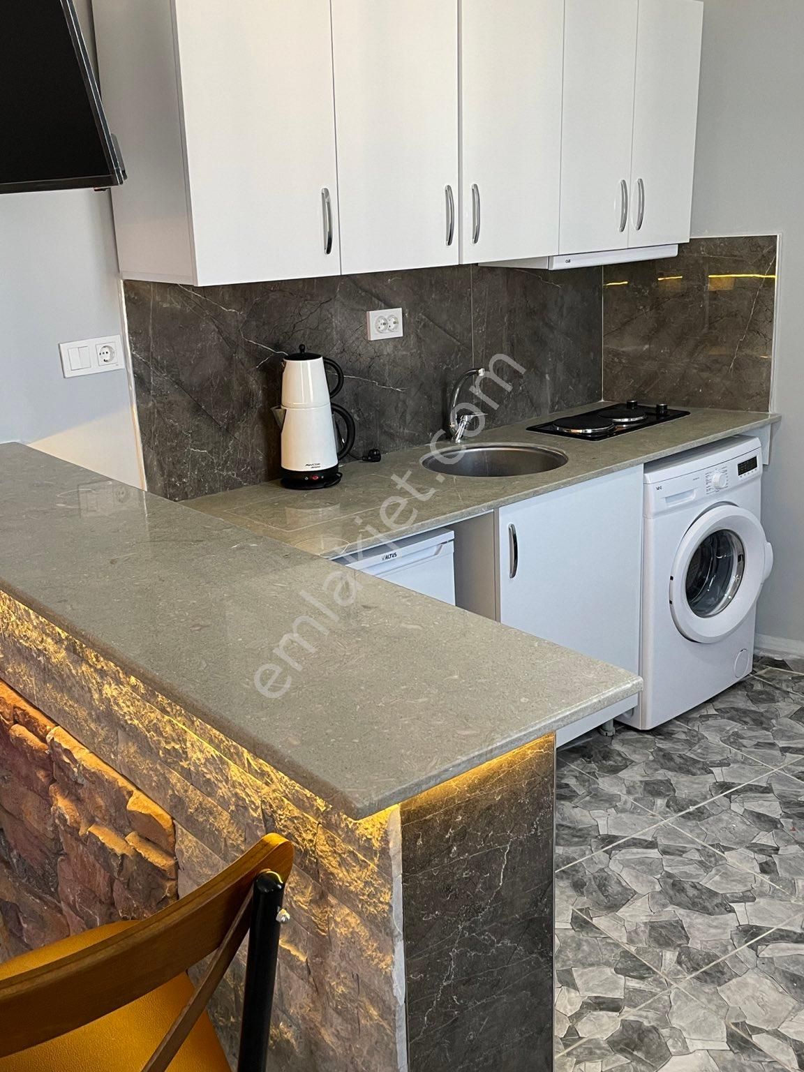 Antalya Şehir Merkezi Kaleiçi- Saat Kulesi - Cumhuriyet Meydanı Yanı Stüdyo Daire - Görsel 6