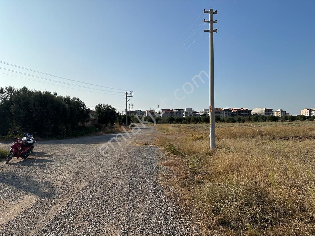 Cumhuriyet Mahallesinde Köşe Konumda Satılık Arsa