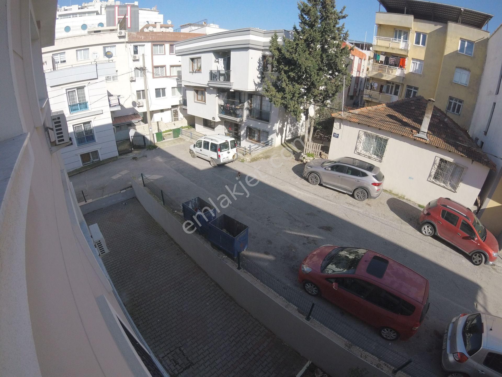 Bucada Kiralık Eşyalı Daire Tınaztepe Hst.i, Hukuk Fak.te Yakını - Görsel 24