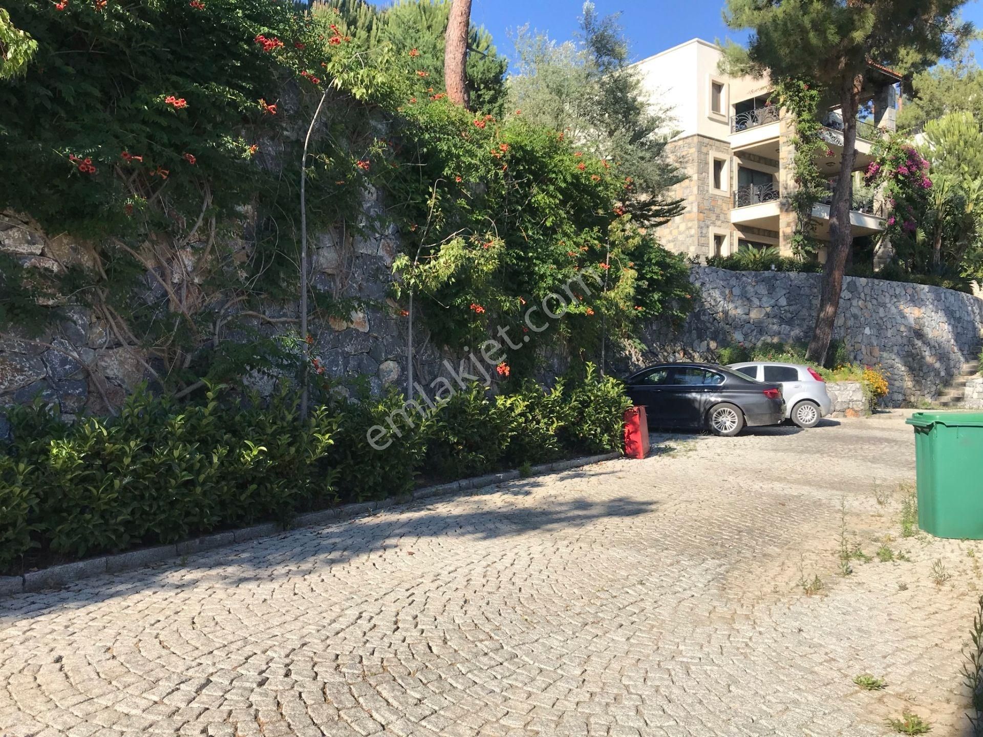 Merkezi Konumda Havuzlu Güvenlikli Sitede 2+1 Satılık Daire - Görsel 33