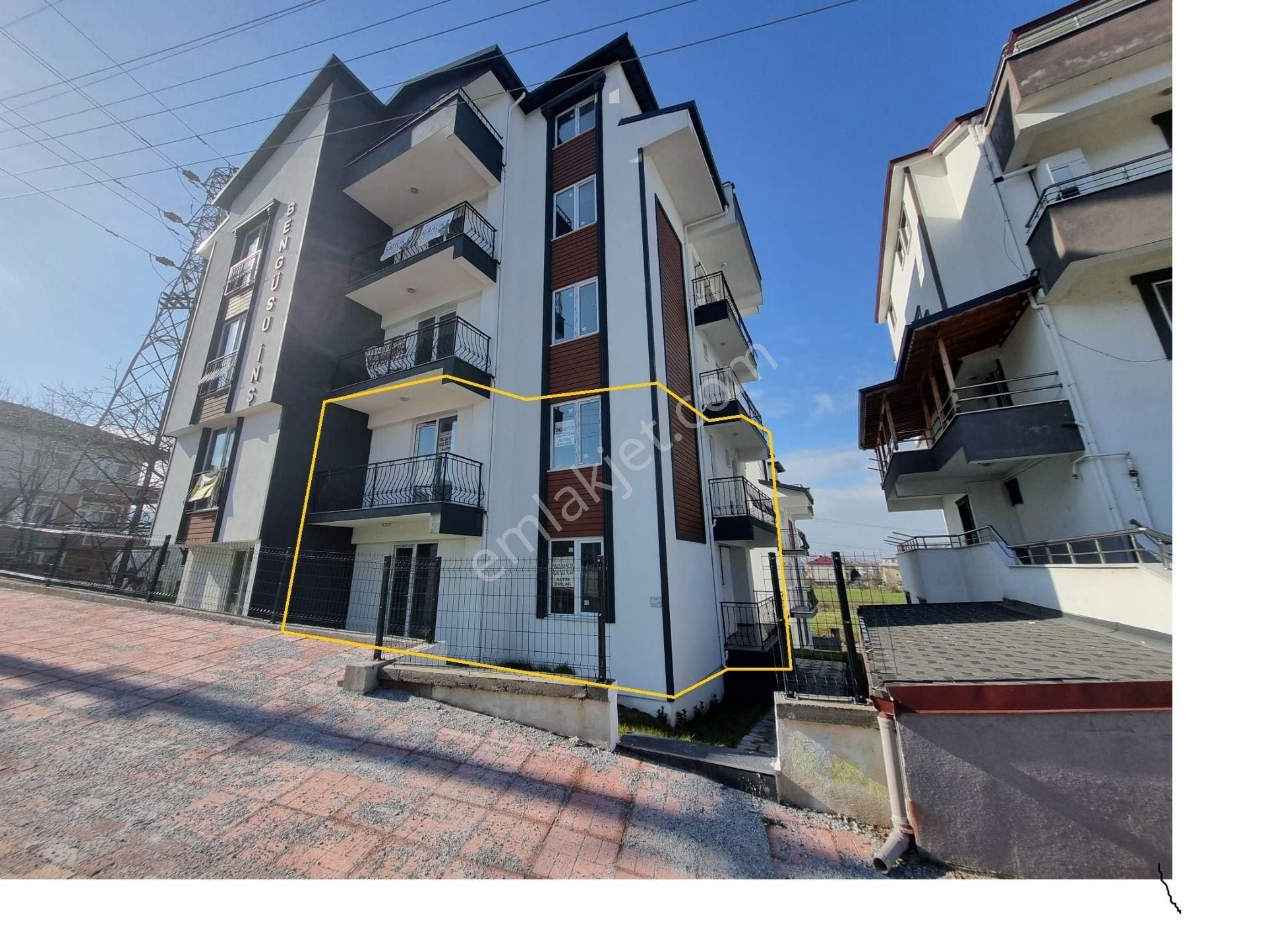 Gölcük Yazlık Merkez Satılık Daire KOCAELİ GÖLCÜK YAZLIK 3+1 SATILIK BAHÇELİ DUBLEKS 140 M2 DAİRE