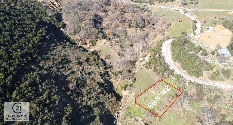 C21 Cius; Şahinyurdu Köyünde Satılık 688 M² Tarla