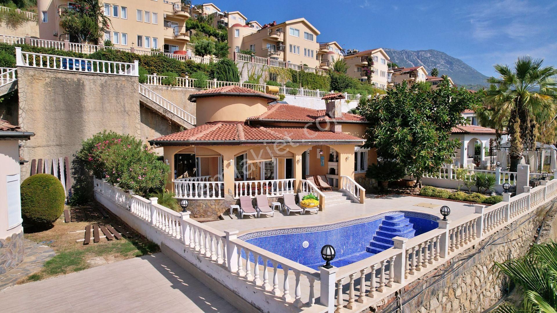 Alanya Kargıcak Satılık Villa  KARGICAK GOLD CITY İÇİNDE MÜSTAKİL VİLLA