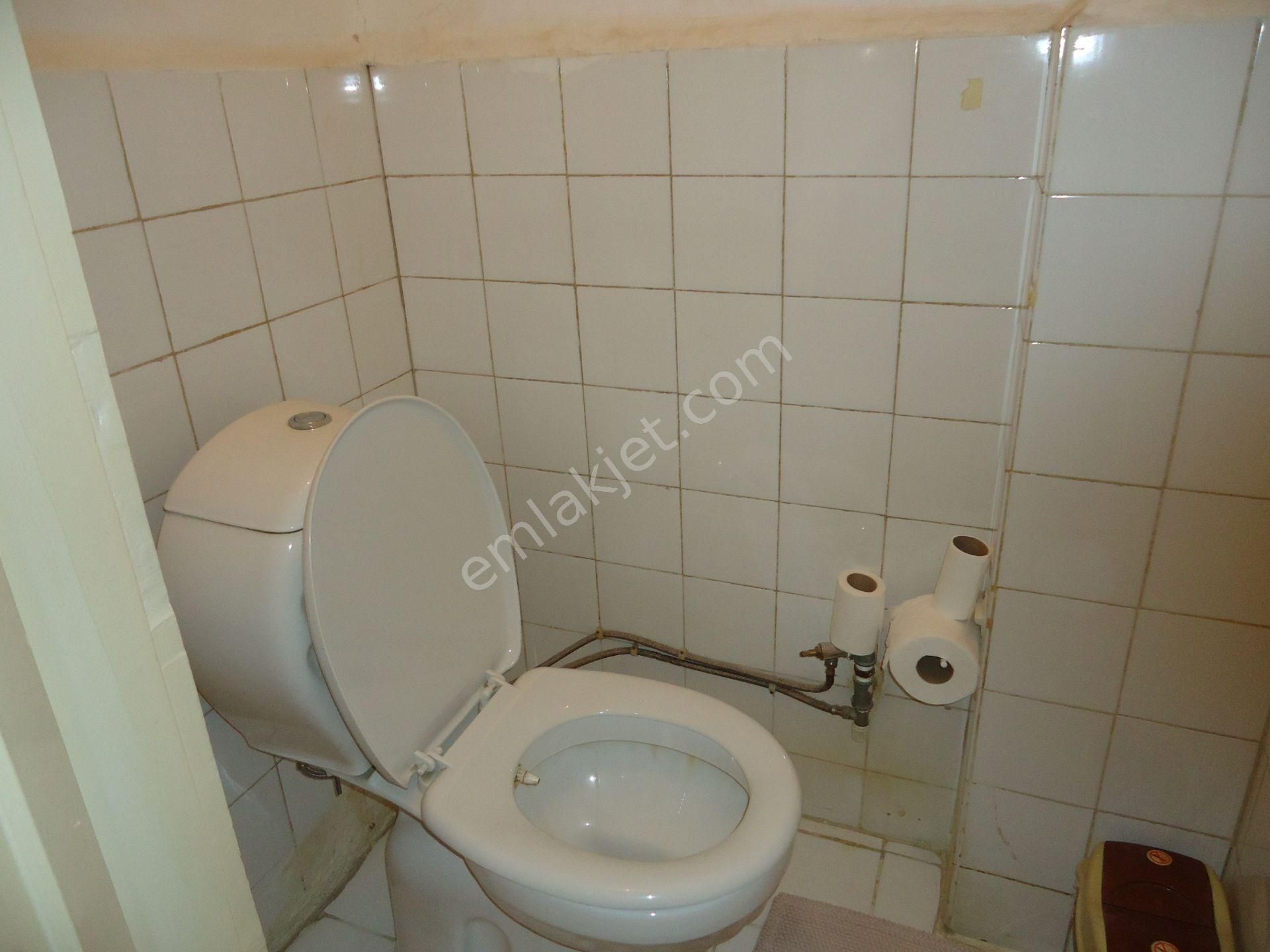 Bahcelievler 'de Ev Arkadaşı Paylaşımlı Daire - Görsel 19