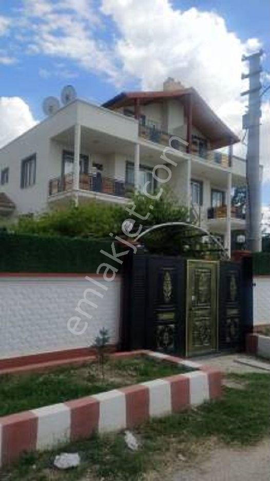 Ereğli 500 Evler Satılık Villa  Ereğli 500 Evlerde Ful Yapılı Triplex Villa