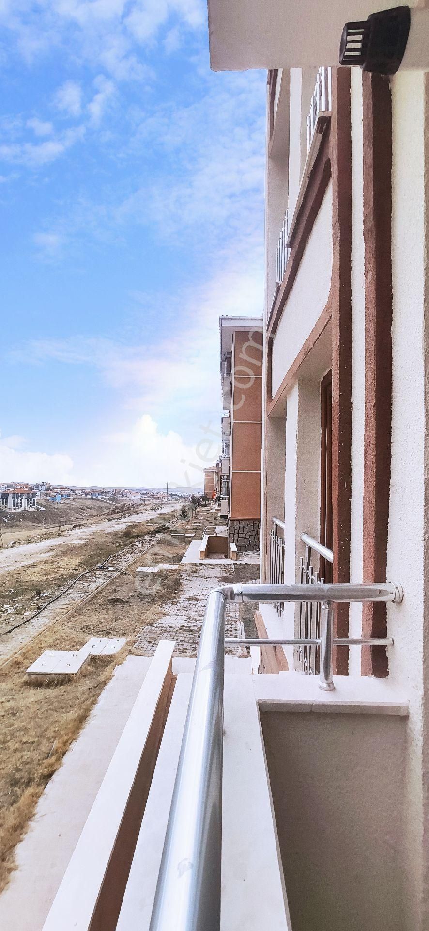 İscehisar 1.etap Toki'de Sea Emlak'tan Satılık 2+1 Doğalgazlı Daire (güneş Gören Güney-doğu Cephede) - Görsel 23