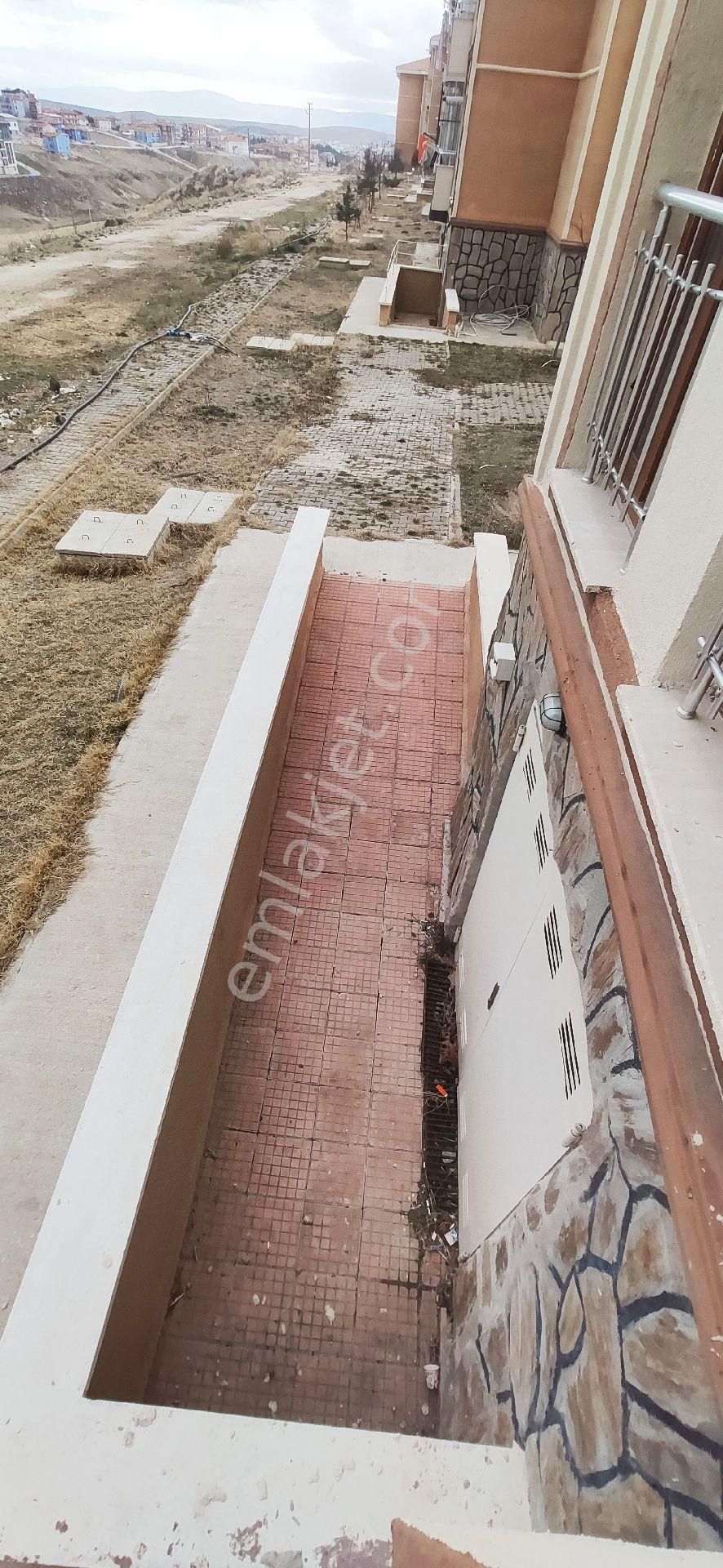 İscehisar 1.etap Toki'de Sea Emlak'tan Satılık 2+1 Doğalgazlı Daire (güneş Gören Güney-doğu Cephede) - Görsel 28