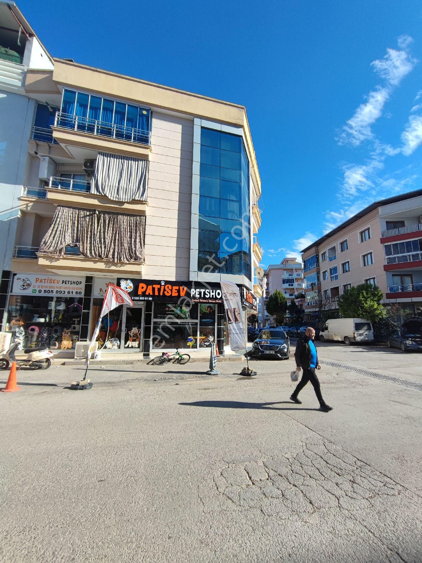 80 Mk Bucakoop Köşe İşyeri Satılık - Görsel 3