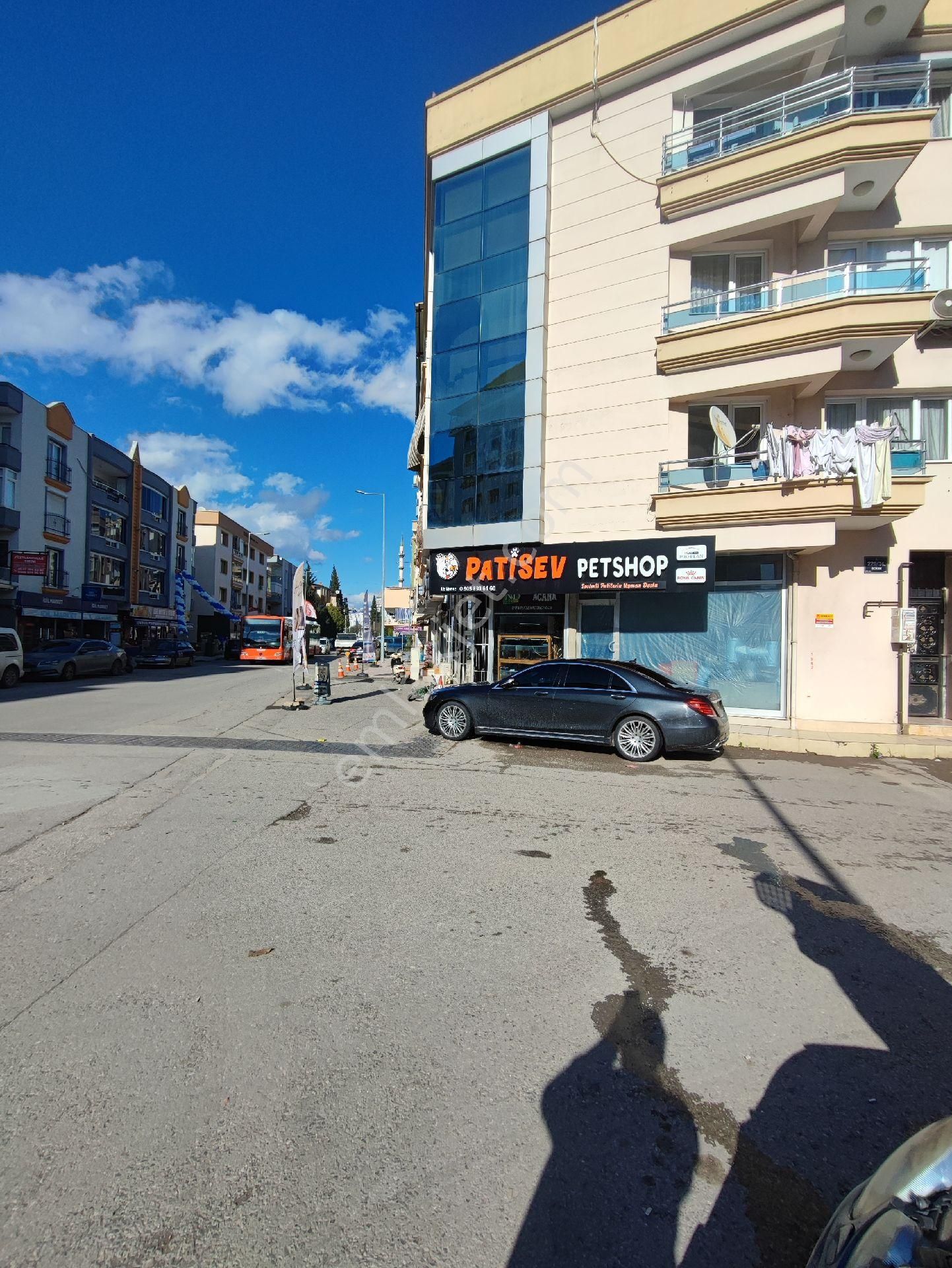 80 Mk Bucakoop Köşe İşyeri Satılık - Görsel 2