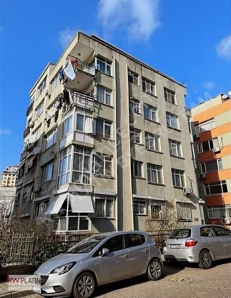 Beşiktaş Dikilitaş Satılık Daire BEŞİKTAŞ DİKİLİTAŞ SATILIK 3+1 DAİRE MERKEZİ KONUM YENİLENMİŞ