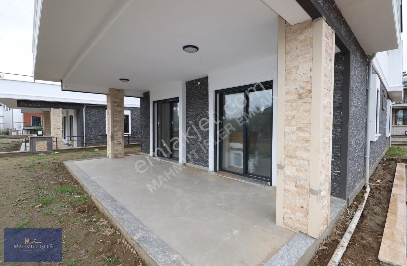 Mahmut İşler'den 600 M2 Arsa İçinde Havuzlu Villa - Görsel 6