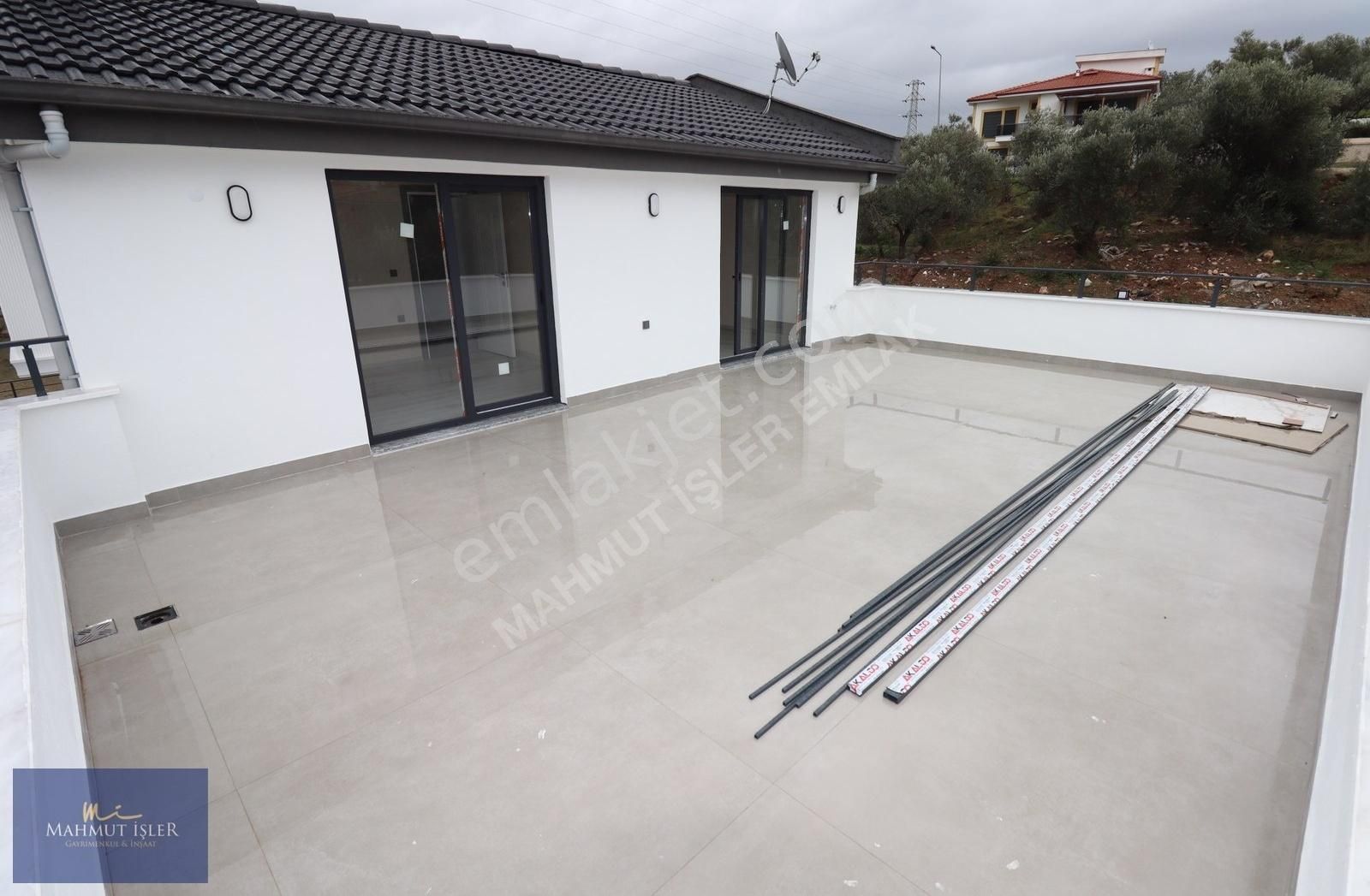 Mahmut İşler'den 600 M2 Arsa İçinde Havuzlu Villa - Görsel 20