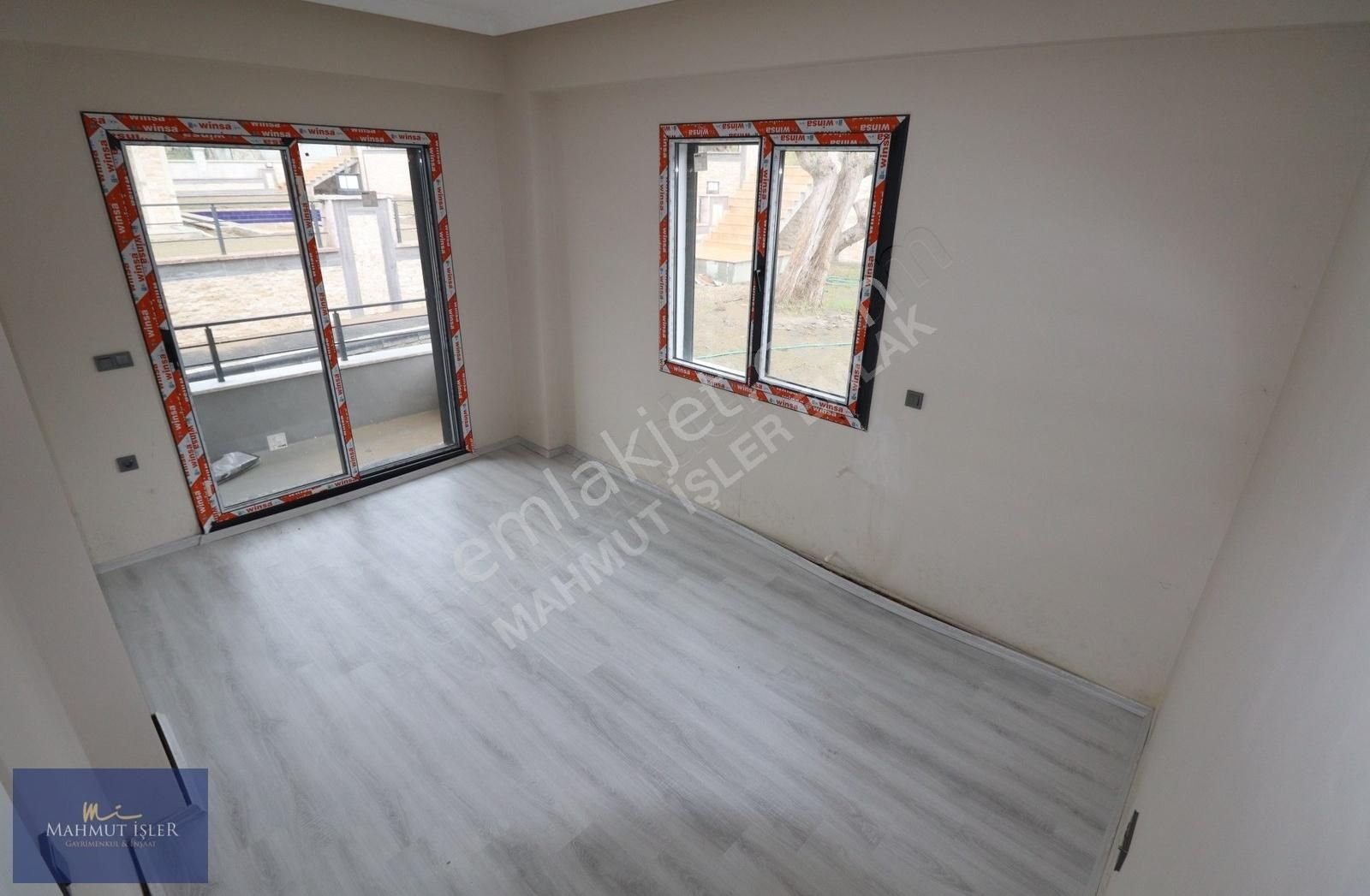 Mahmut İşler'den 600 M2 Arsa İçinde Havuzlu Villa - Görsel 11