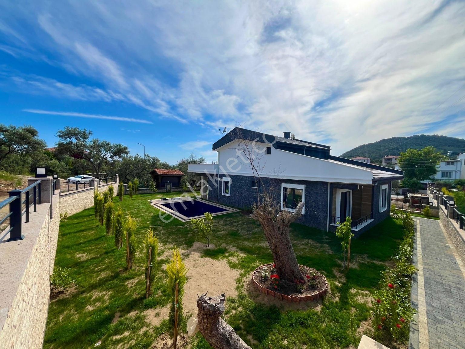 Mahmut İşler'den 600 M2 Arsa İçinde Havuzlu Villa - Görsel 25