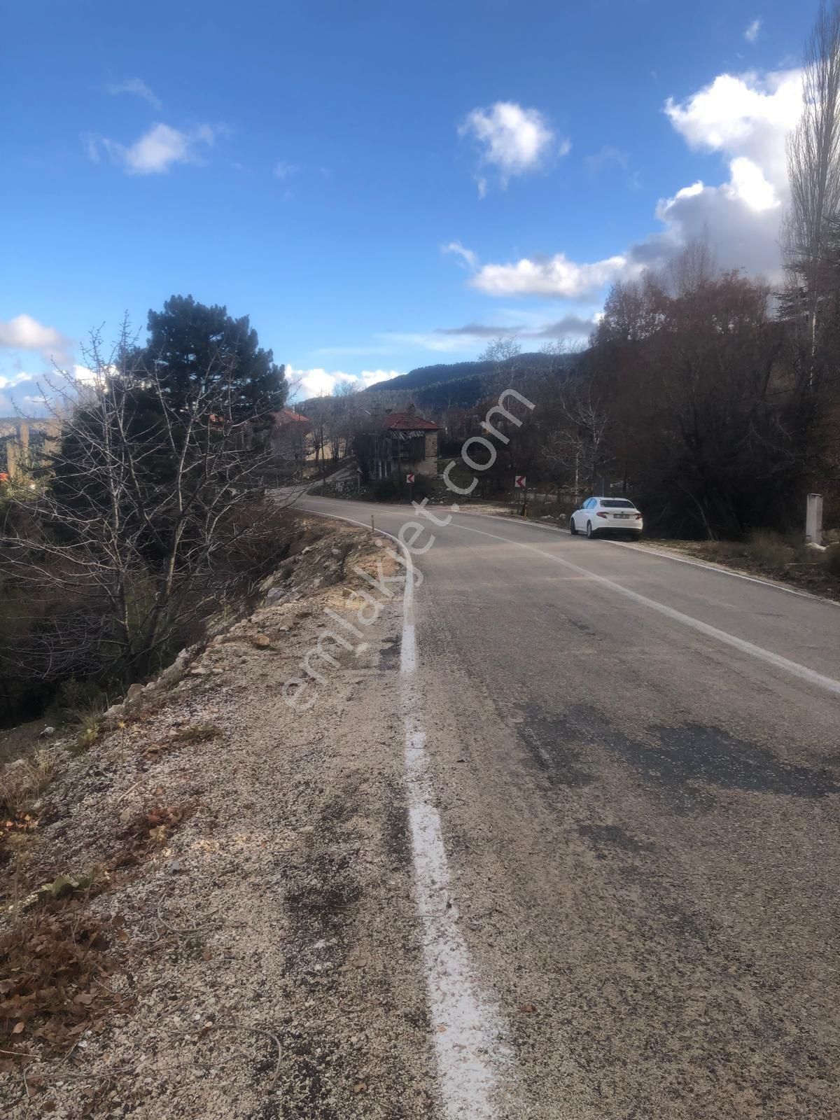 Kaş Sütleğen De Köyün İçinde Satılık Tarla - Görsel 6