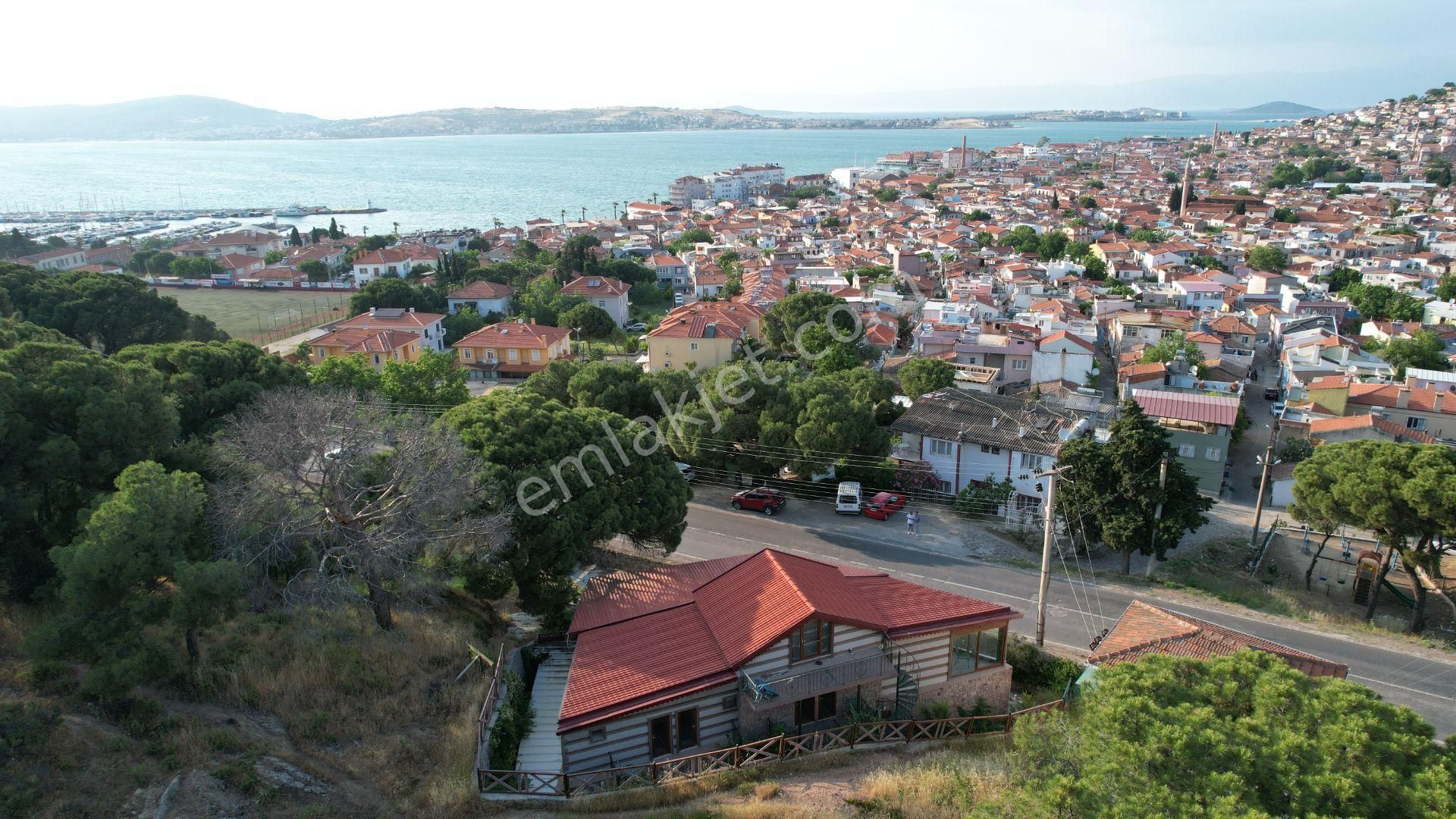 Balıkesir Ayvalık Satılık Otel  BALIKESİR AYVALIK TA SATILIK OTEL.DENİZ MANZARALI.