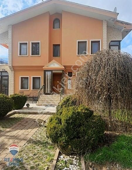 Gölbaşı Ballıkpınar Satılık Villa GÖLBAŞI BALLIKPINARDA HAS KONAKLARI SİTESİ SATILIK VİLLA