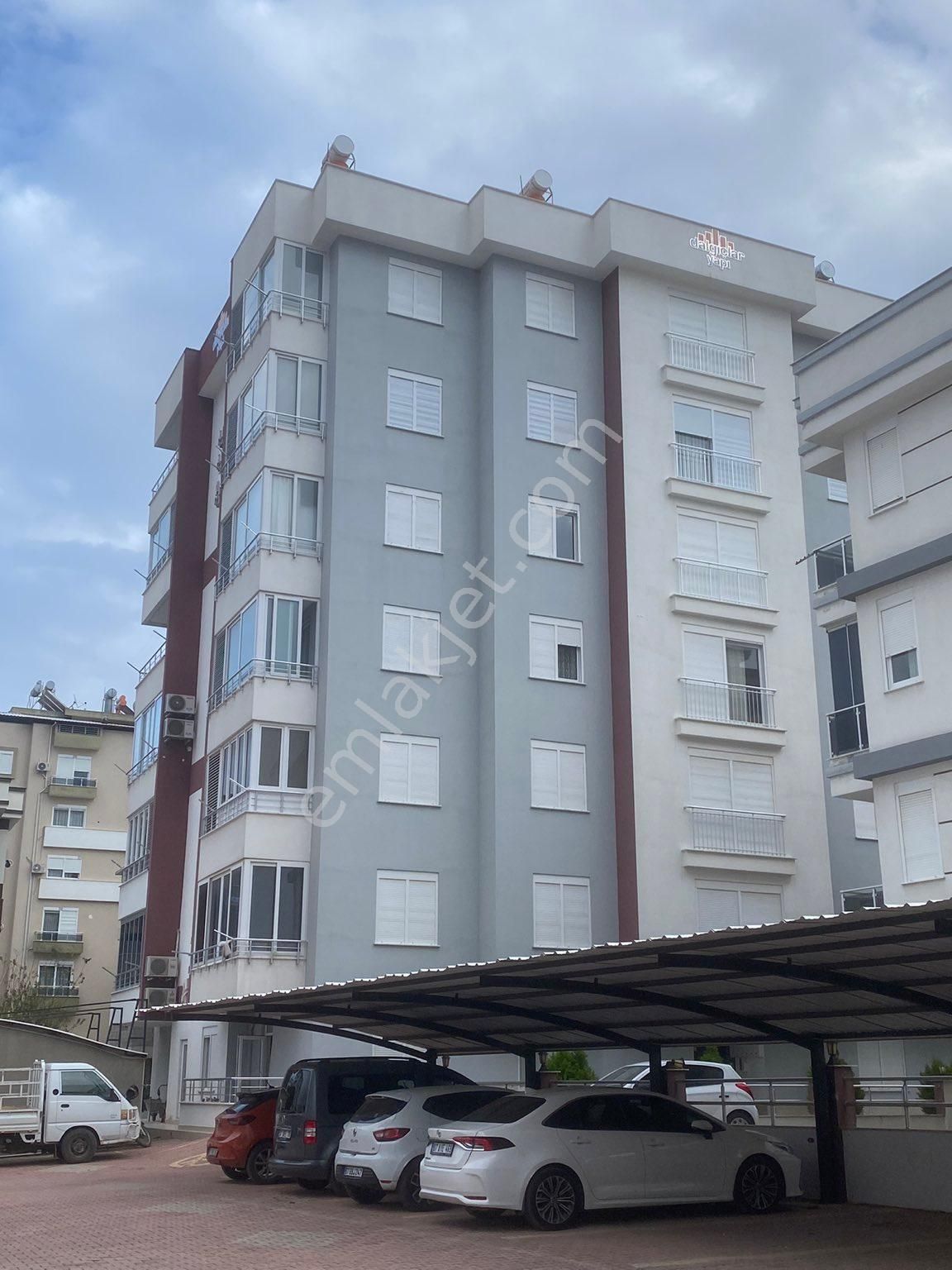 Kumluca Yeni Satılık Daire ANTALYA/KUMLUCA YENİ MAH. MİMARSİNAN CAD. 3+1 DAİRE SATILIK 