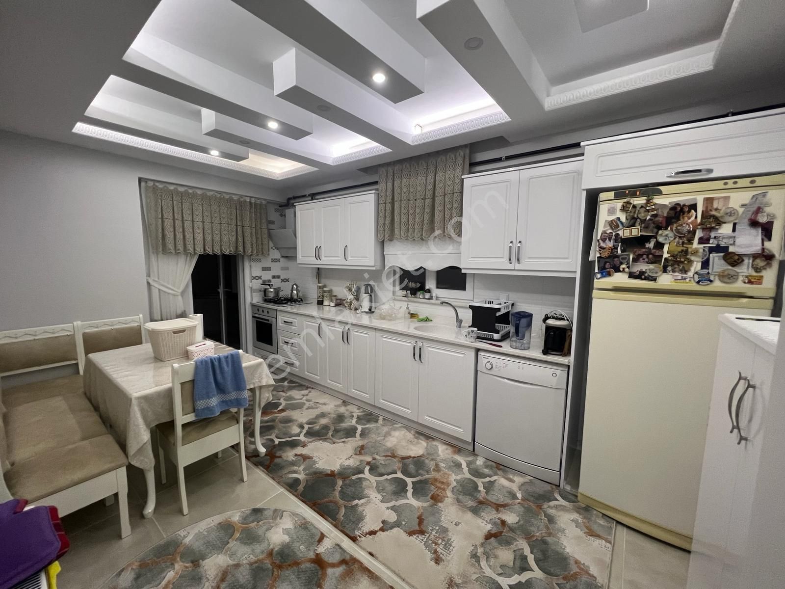 İlkadım Çatalarmut Satılık Daire EVİM-NUR'DAN ÇATALARMUT MH. 3+1 LÜKS DAİRE..