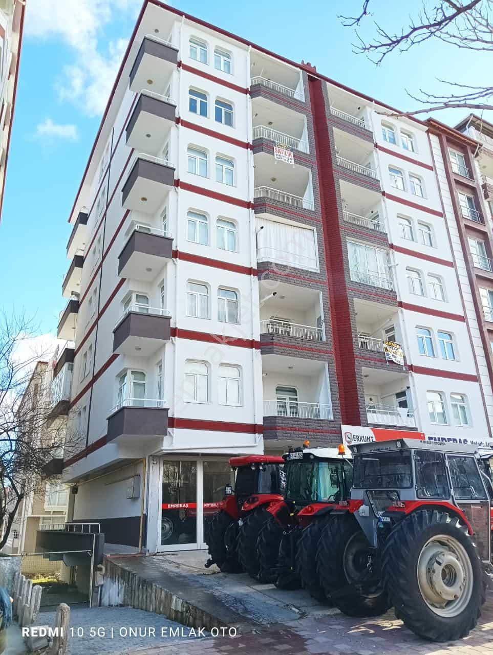 Yerköy Ayanoğlu Satılık Daire  📍ONUR EMLAK GAYRİMENKULDEN YENİ GELEN AYANOĞLU  MAHALLESİNDE SATILIK DAİRE