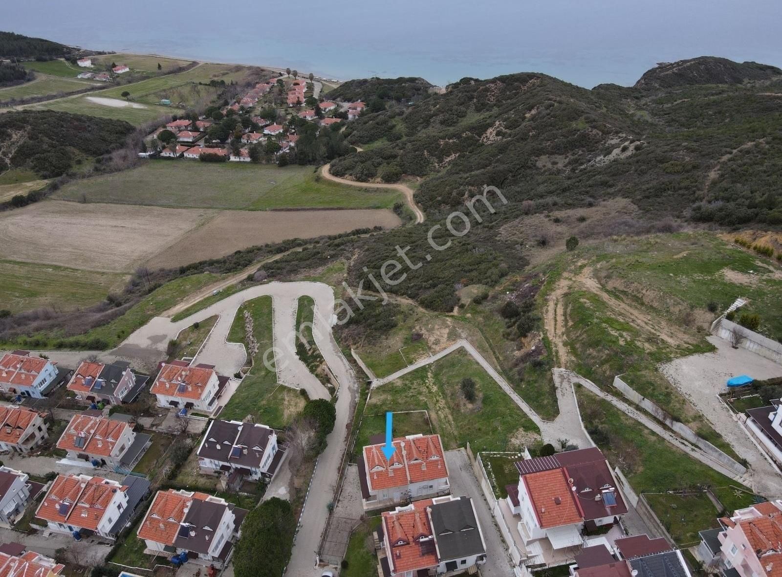 Gelibolu Güneyli Köyü Satılık Yazlık ÇANAKKALE GELIBOLU GÜNEYLİ, MAVİ SAROZ SATILIK TRİBLEKS