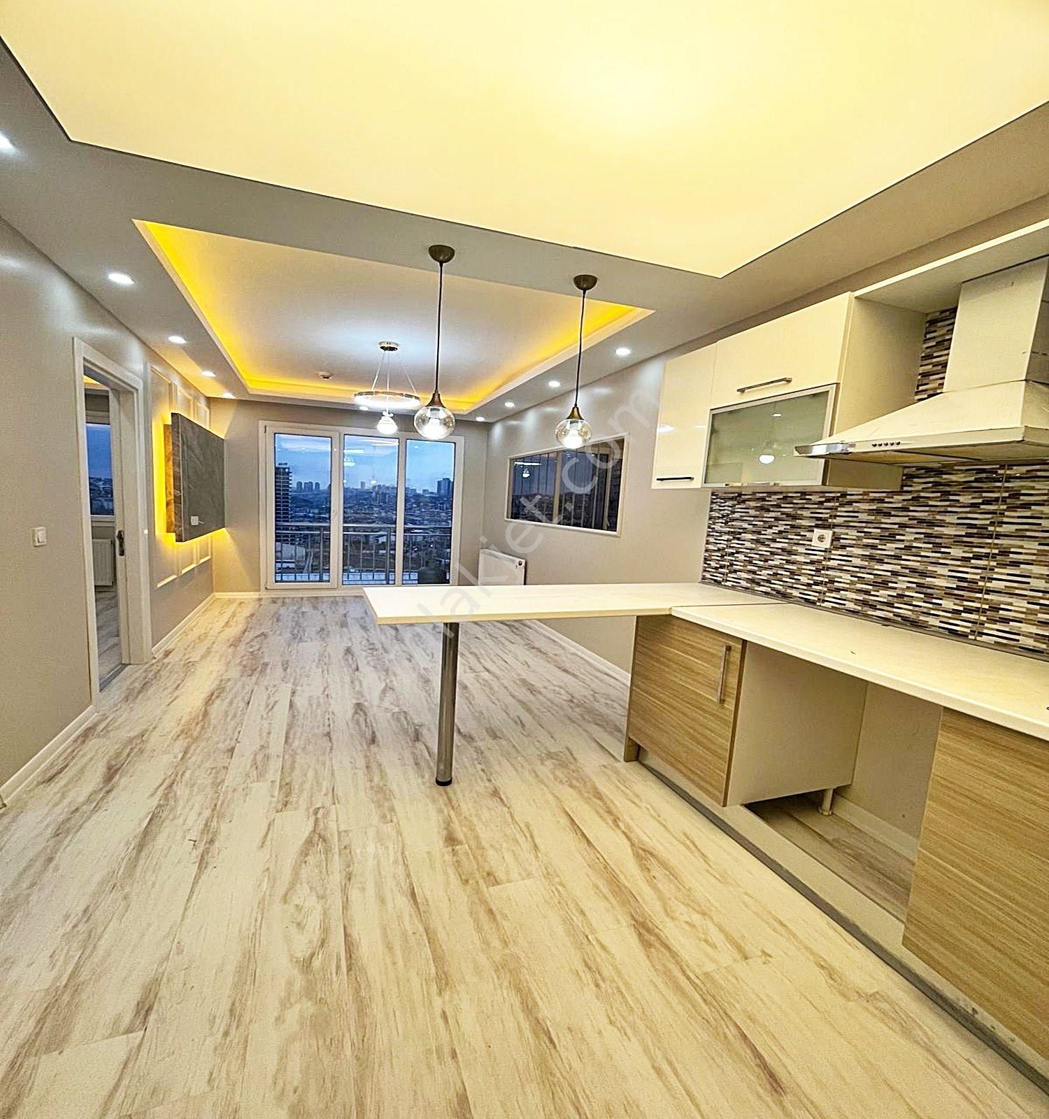 Beylikdüzü Bölgesinde Avm Metrobüs Çok Yakın Site İçinde 1+1 Satılık Fırsat Daire - Görsel 5