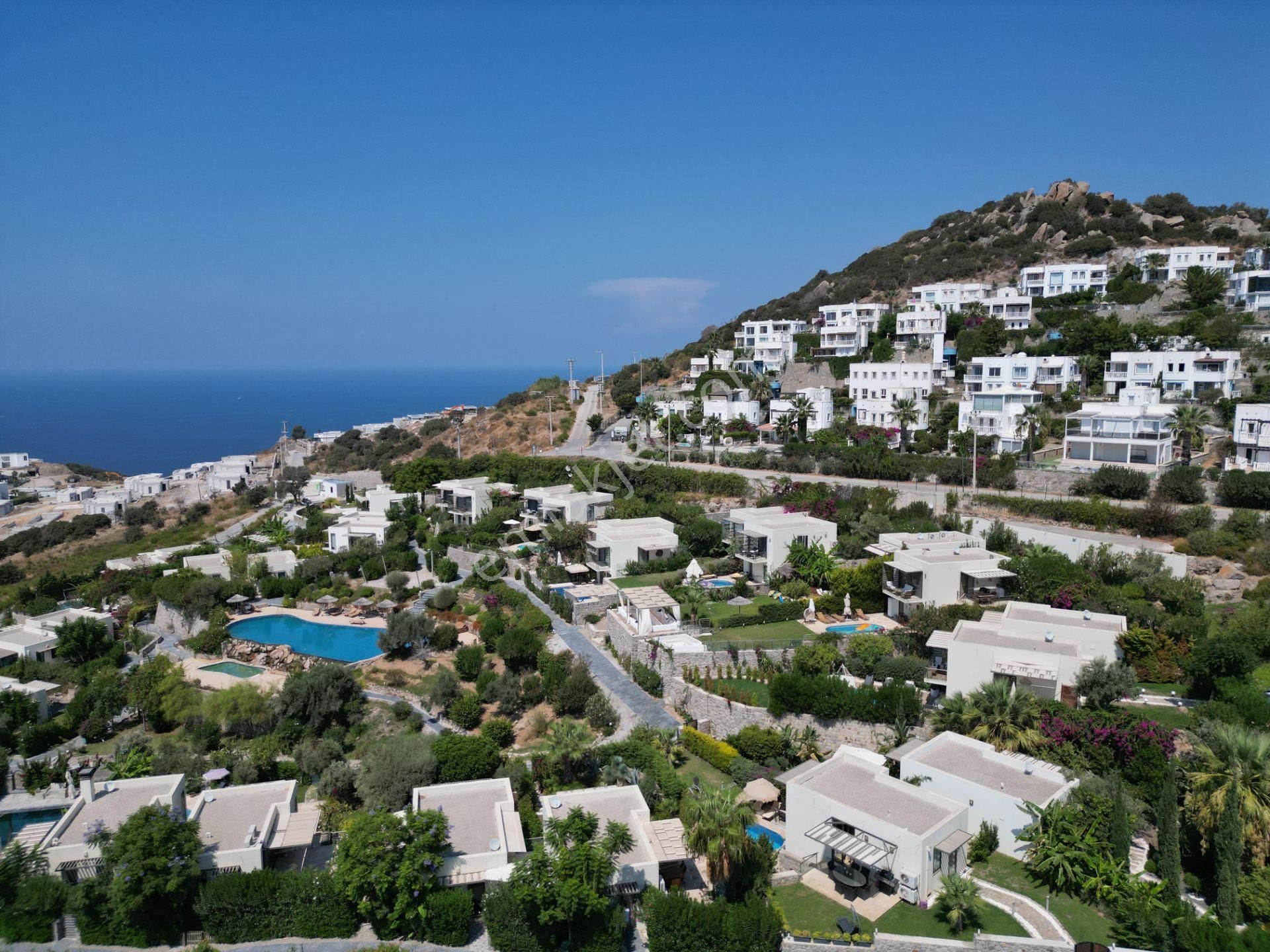 Yalıkavak Geriş'te Satılık Deniz Ve Doğa Manzaralı 3+1 Tam Müstakil Villa - Görsel 3