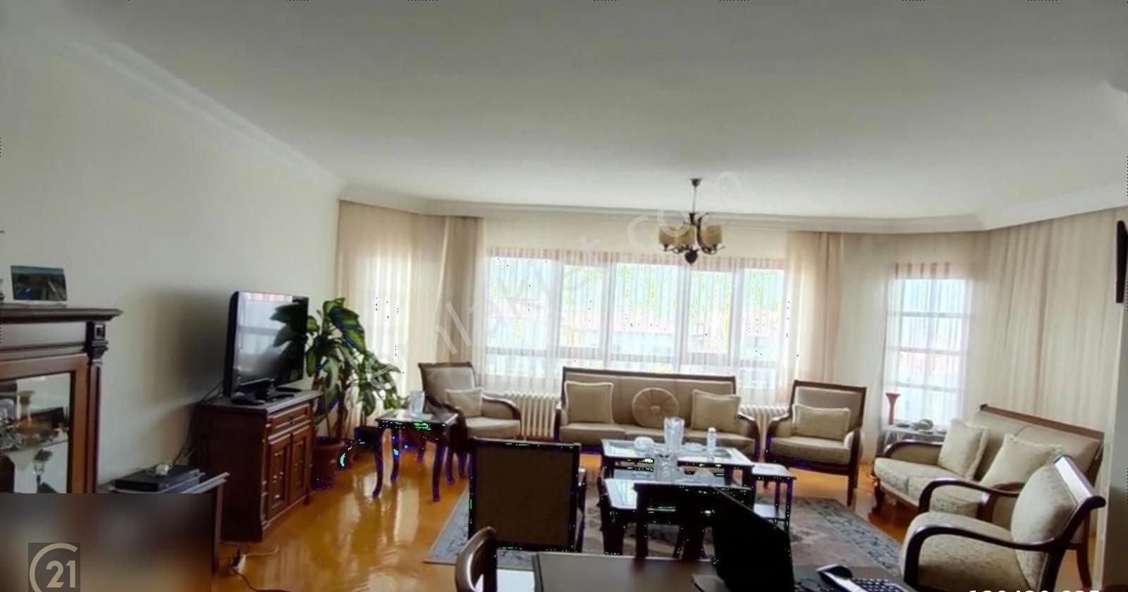 Çankaya Yıldızevler Satılık Daire TURAN GÜNEŞ BULVARI'NDA CADDE ÜZERİ ŞAHİNLERDE SATILIK 4+1 DAİRE