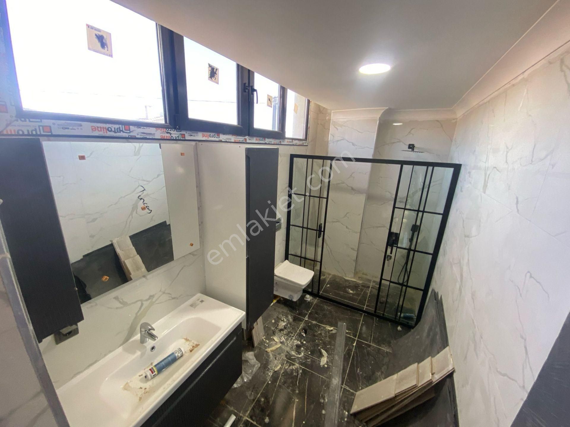 Poyraz Gayrimenkul'den Güre'de Satılık Havuzlu Müstakil Villa - Görsel 21
