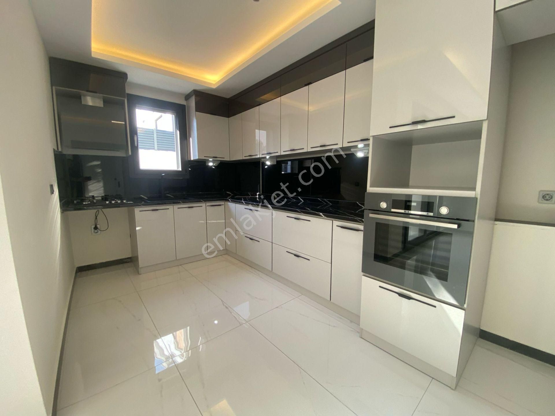 Poyraz Gayrimenkul'den Güre'de Satılık Müstakil Villa - Görsel 5