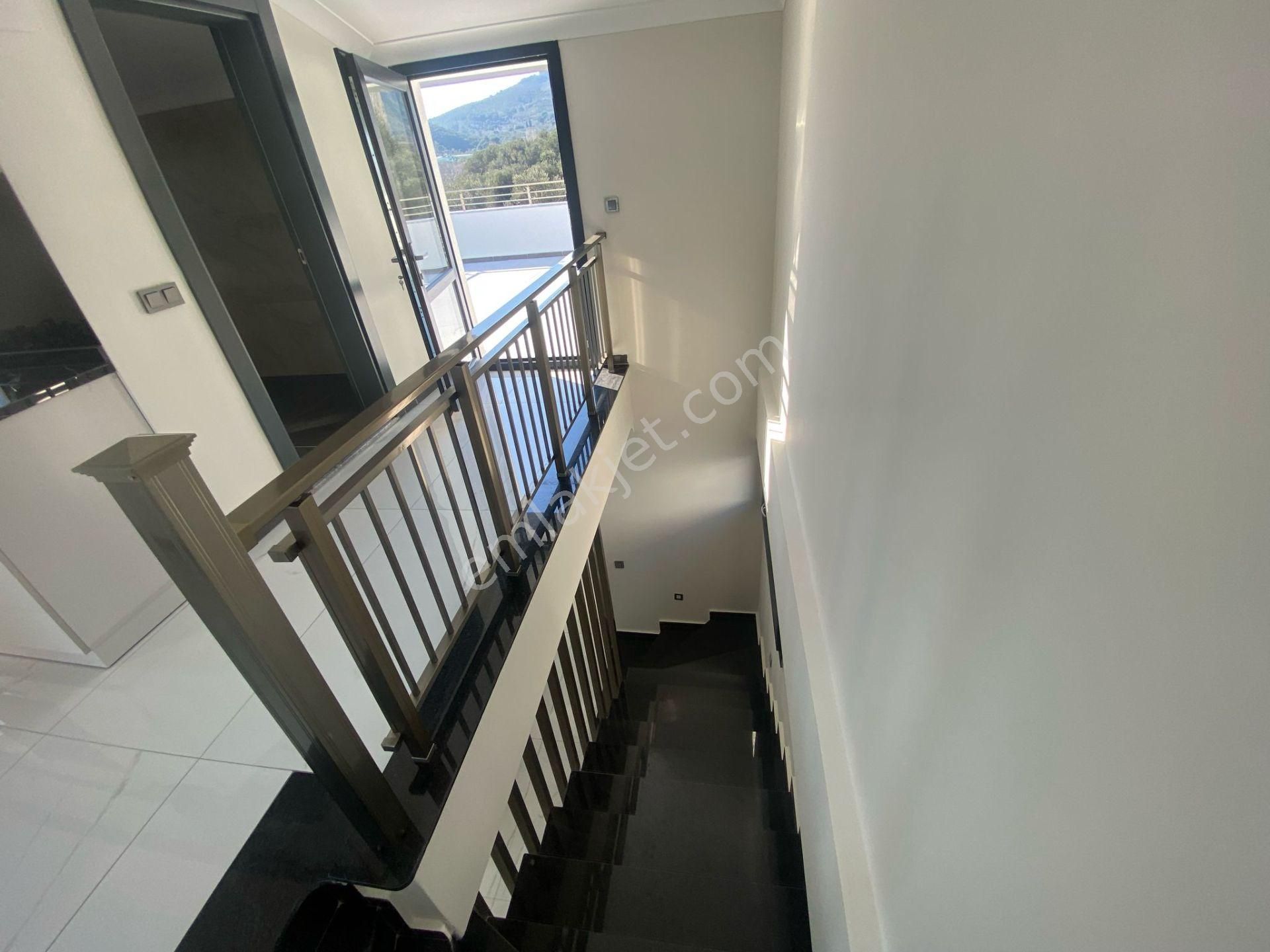 Poyraz Gayrimenkul'den Güre'de Satılık Müstakil Villa - Görsel 28