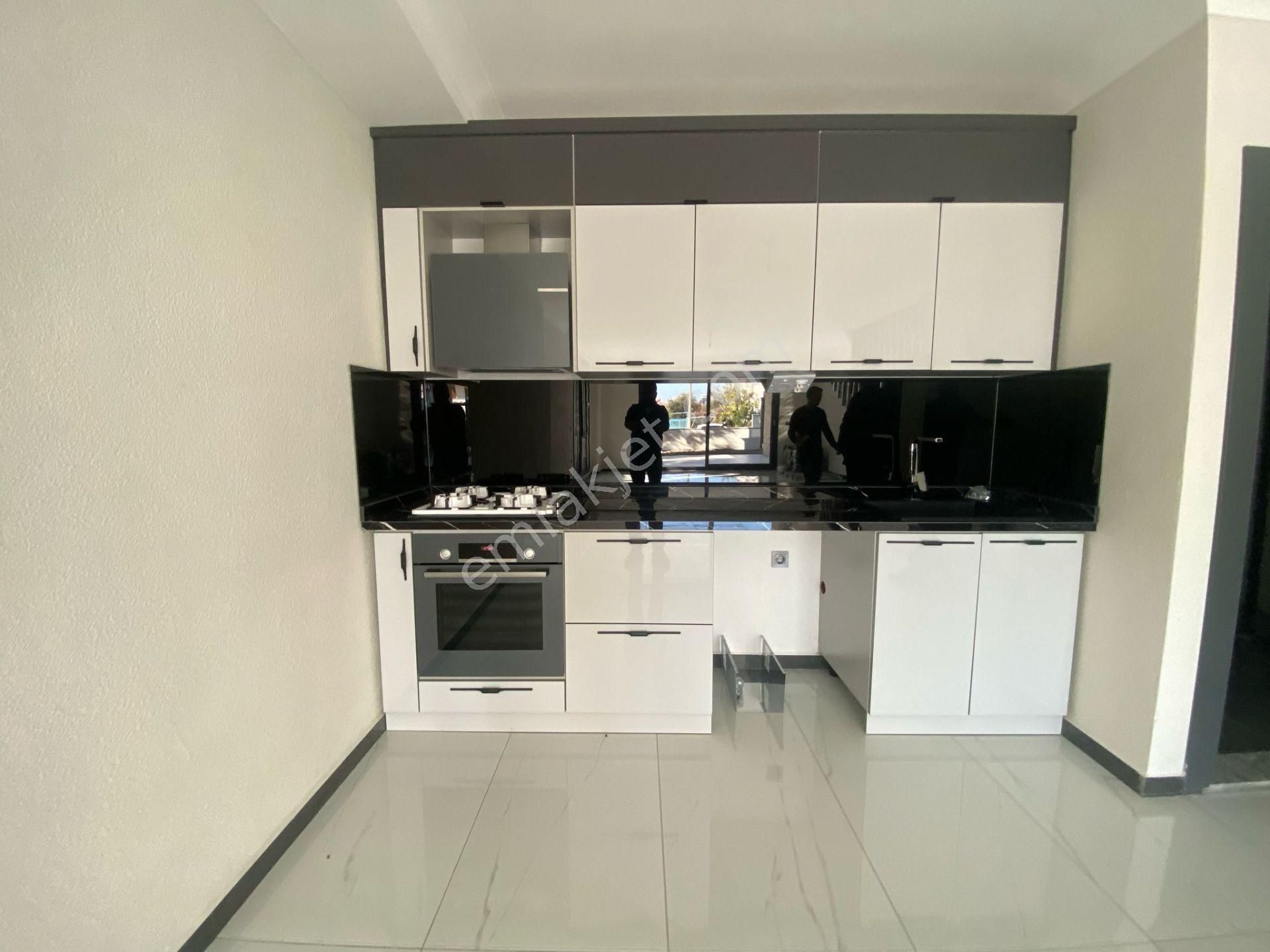 Poyraz Gayrimenkul'den Güre'de Satılık Müstakil Villa - Görsel 18