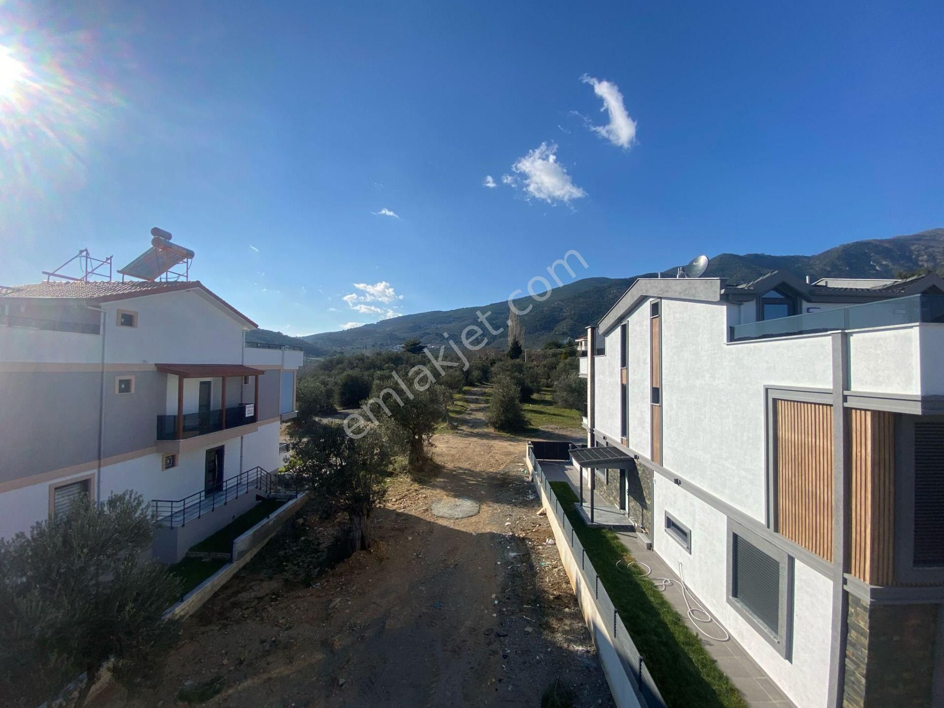 Poyraz Gayrimenkul'den Güre'de Satılık Müstakil Villa - Görsel 33