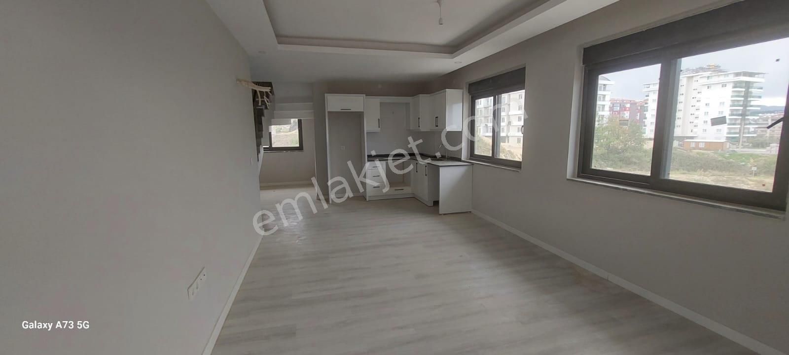 Alanya Avsallar Kiralık Daire  ALANYA  AVSALLAR DA KİRALIK  YENİ DUBLEX DAİRE