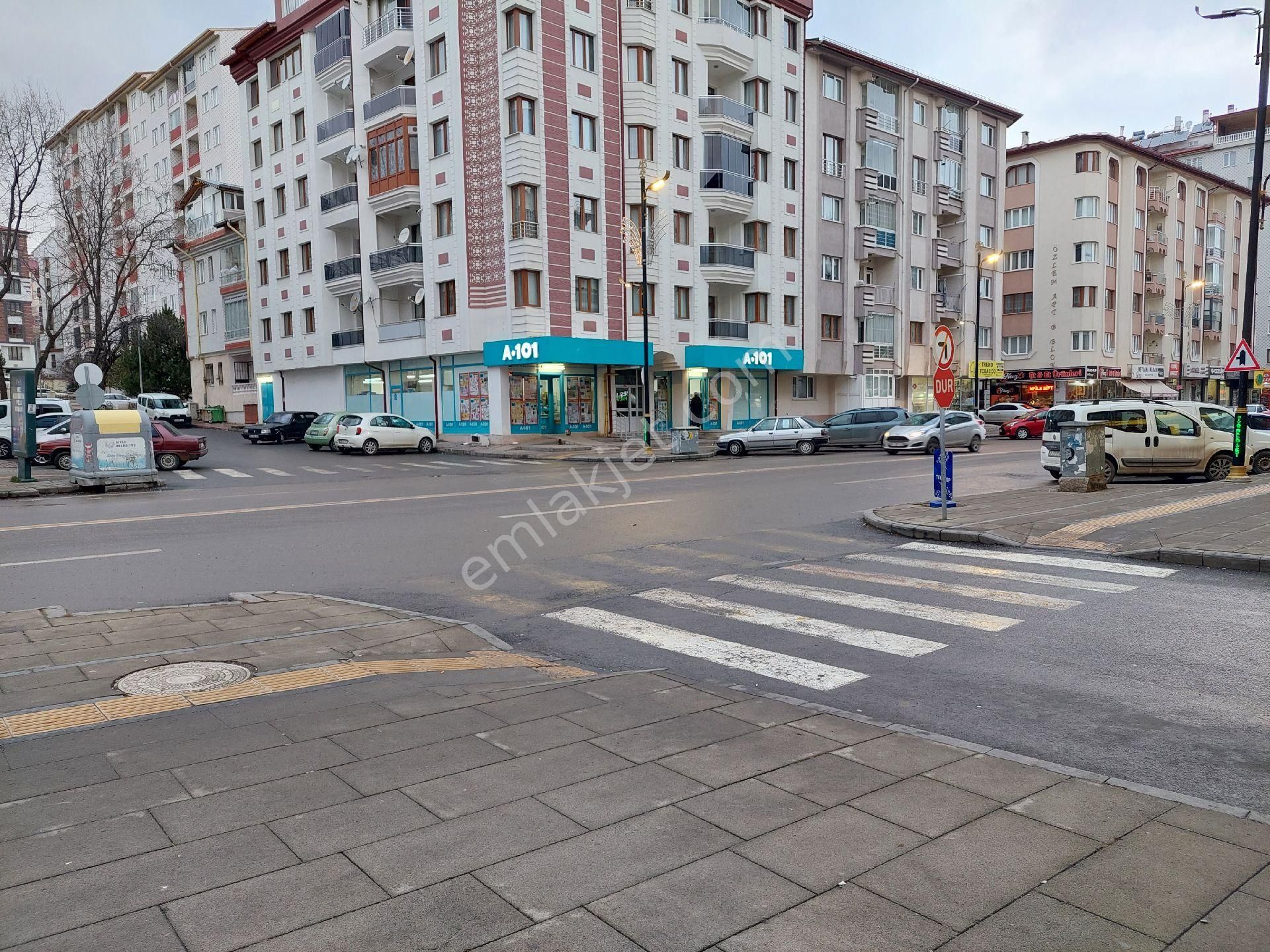 Sivas Merkez Çayyurt Kiralık Dükkan & Mağaza MEVLANA CADDESİNE  30 METRE MESAFEDE KİRALIK DÜKKAN 