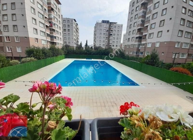 Çekmeköy Sultançiftliği Satılık Daire Çekmeköy Taşdelen Site İçi Satılık 3+1 Daire (iskanlı)