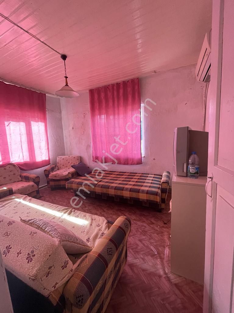 Ayvada'dan Ayvalık Merkez'de 2 Katlı Taş Rum Evi - Görsel 6