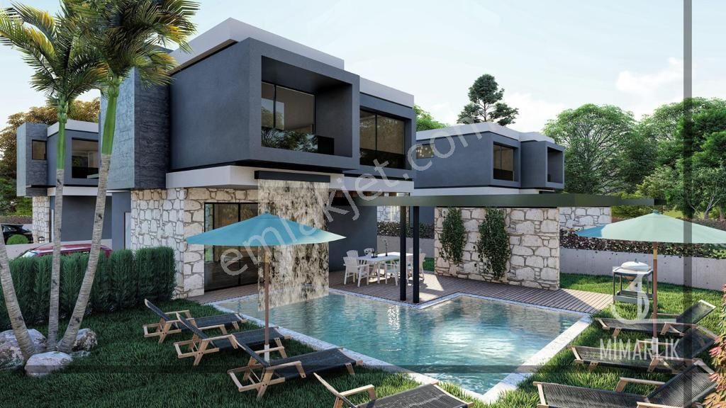 Kuşadası Güzelçamlı Satılık Villa  DENİZE 250 MT MÜSTAKİL VİLLA