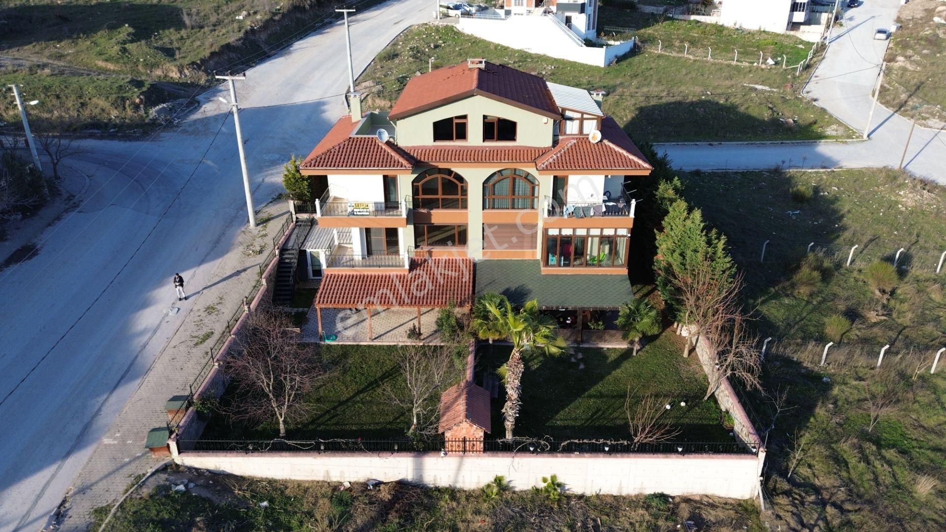Karesi Kuva-İ Milliye Satılık Villa  GOOD İNVEST YÖN'den K.MİLLİYE Mah.nde Satılık 5+2 Emsalsiz Villa