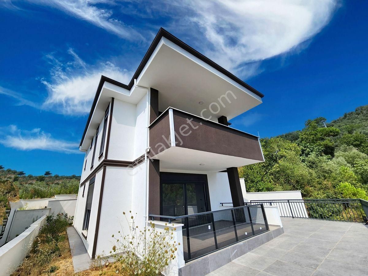 Edremit Altınoluk Satılık Villa Altınoluk Satılık Sıfır Villa / 4+1 / Deniz Manzaralı / Müstakil Tek / Bağımsız Villa