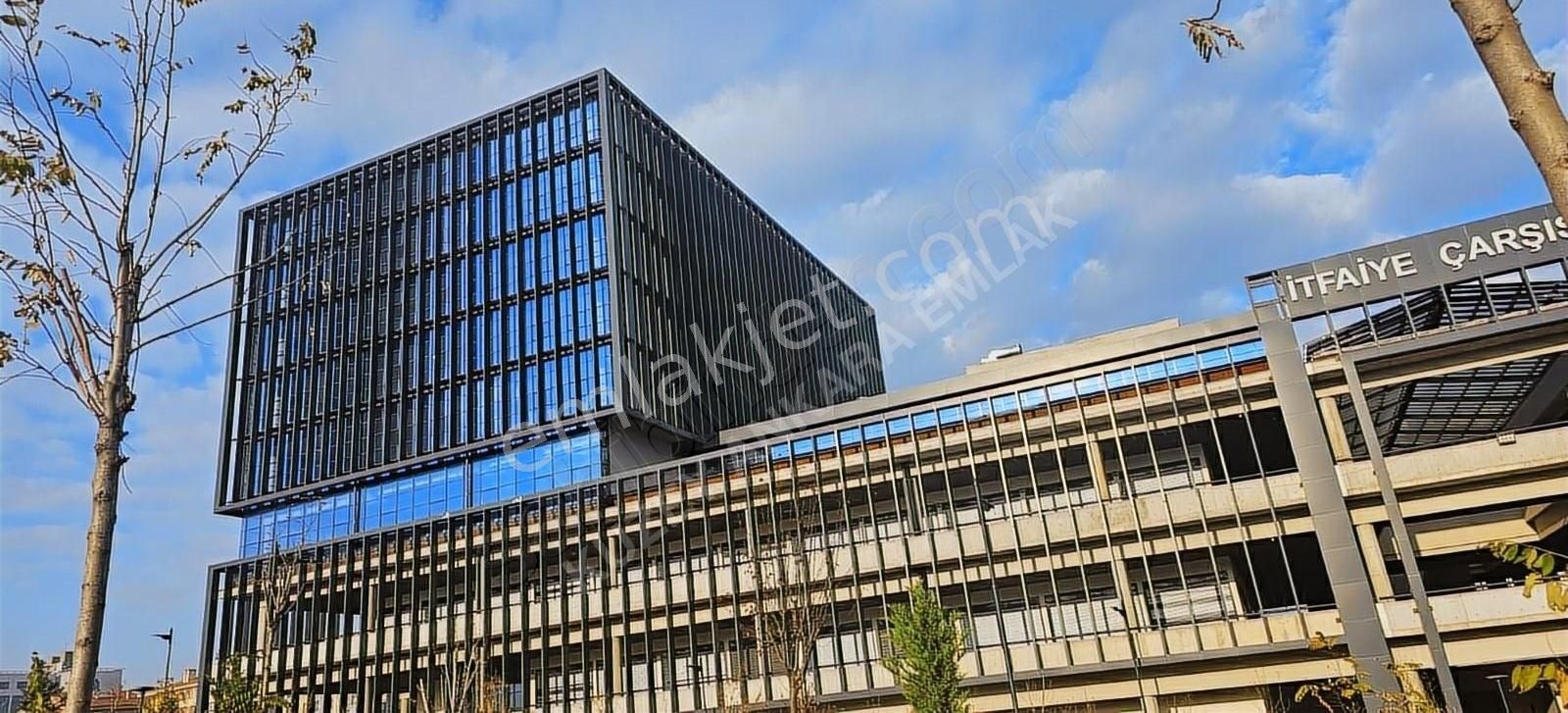 Muhteşem Lokasyon Metronun Dibi Anayol Üzeri Önü Açık 28 M2 Ofis - Görsel 6