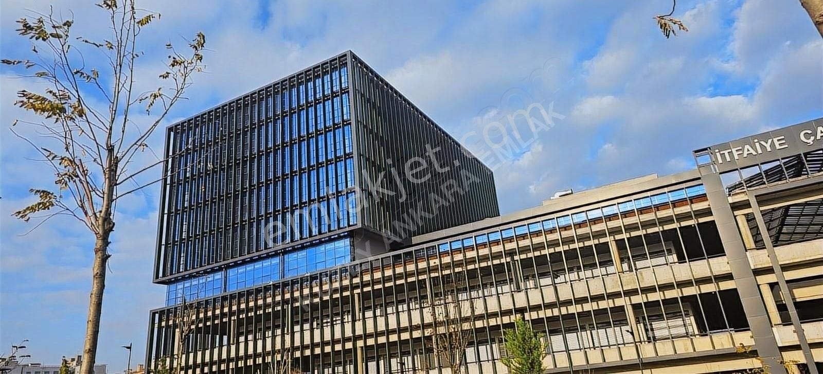 Muhteşem Lokasyon Metronun Dibi Anayol Üzeri Önü Açık 28 M2 Ofis - Görsel 12