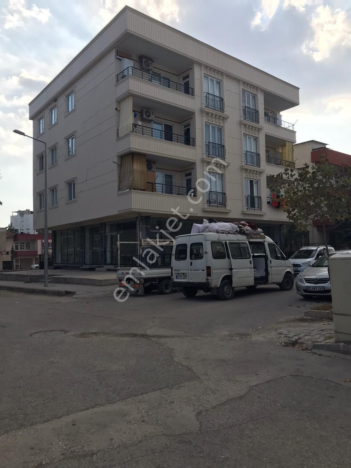 Adıyaman Merkez Yeni Satılık Daire 3+1 yeni yapı hasar almadı 1 yıllık daire