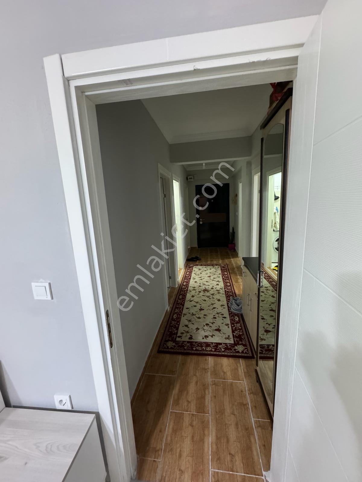 2+1 Masrafsız Merkezi Konumda Cumhuriyet Mah Denize 150 Mt Fırsat Daire - Görsel 6
