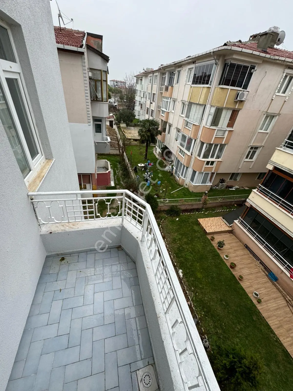 2+1 Masrafsız Merkezi Konumda Cumhuriyet Mah Denize 150 Mt Fırsat Daire - Görsel 4