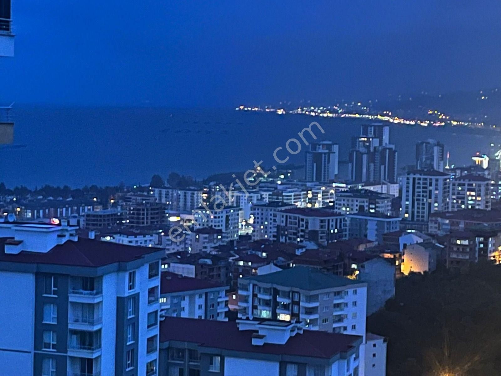 Yomra Kaşüstü Satılık Daire  TRABZONDA SATILIK 4+1 LÜKS MUHTEŞEM FIRSAT DAİRE 220 M2