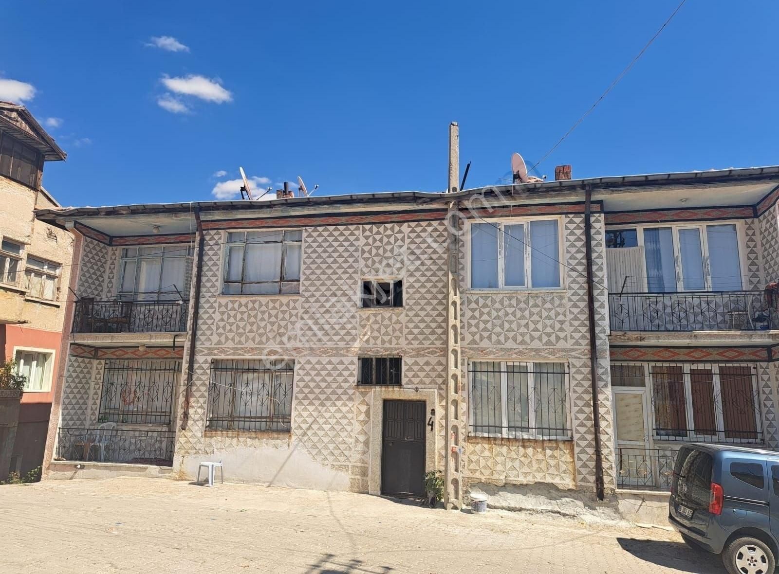 Yerköy Bağlarbaşı Satılık Daire Yamanlar Emlak tan Satılıktır