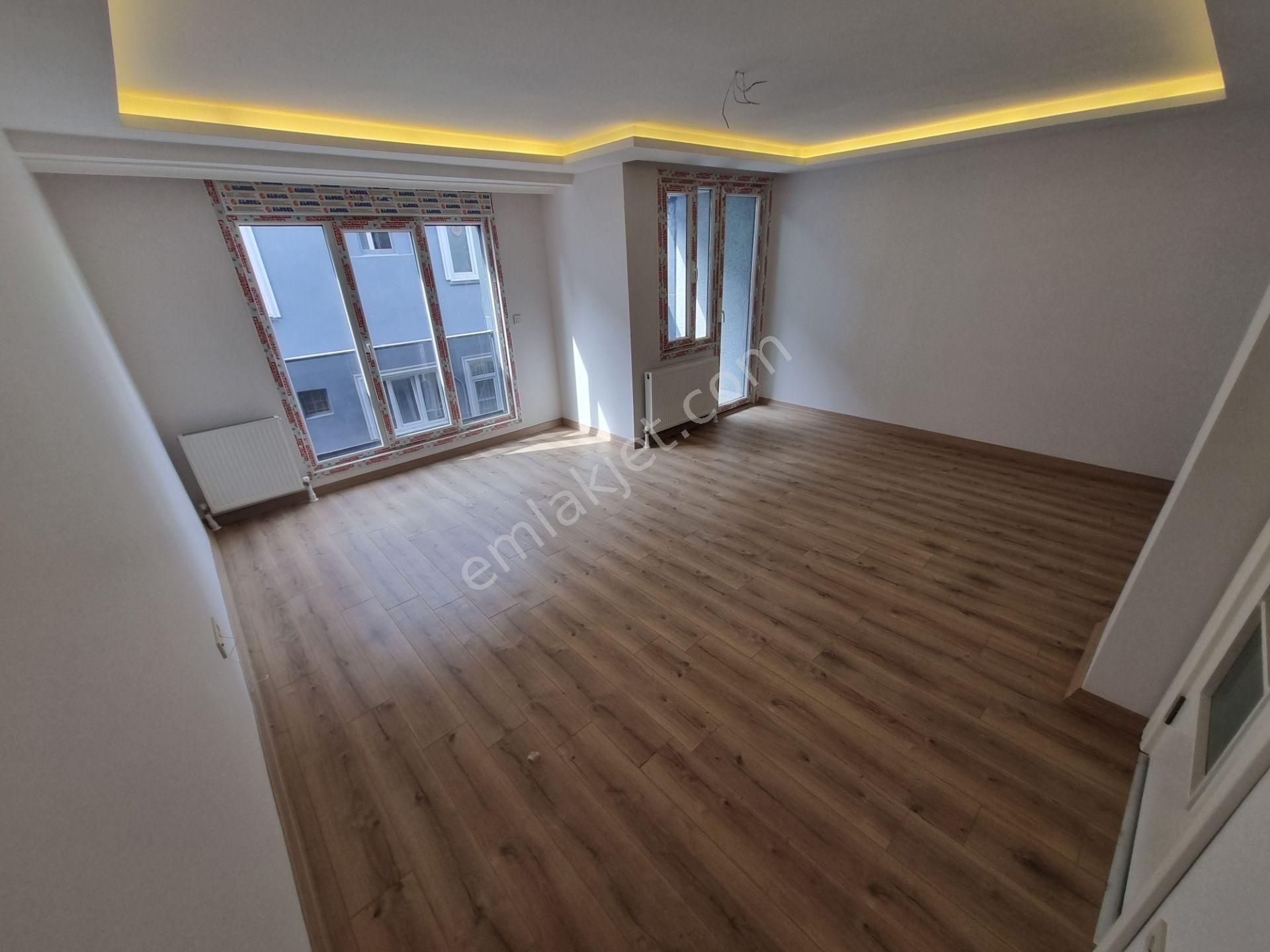 Üsküdar Aziz Mahmut Hüdayi Satılık Daire  DELUXE 26 ' DAN SIFIR BİNADA ASANSÖRLÜ BALKONLU 3+1 110 m2 DAİRE