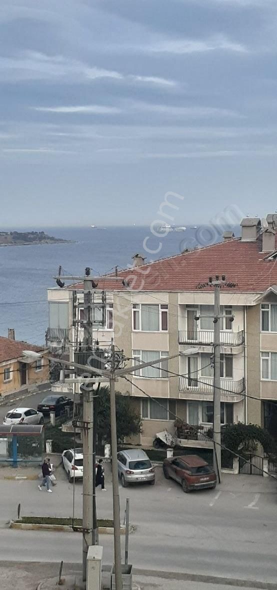Gelibolu Yazıcızade Satılık Daire Çanakkale Gelibolu Yazıcızade mah.Deniz manzaralı 3+1 daire.